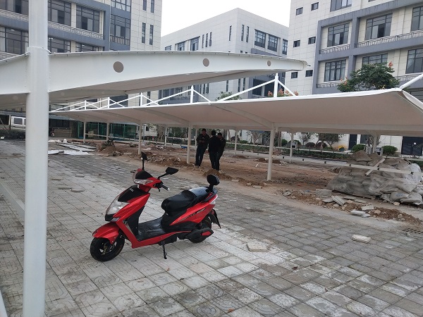 宁海科技园停车棚施工